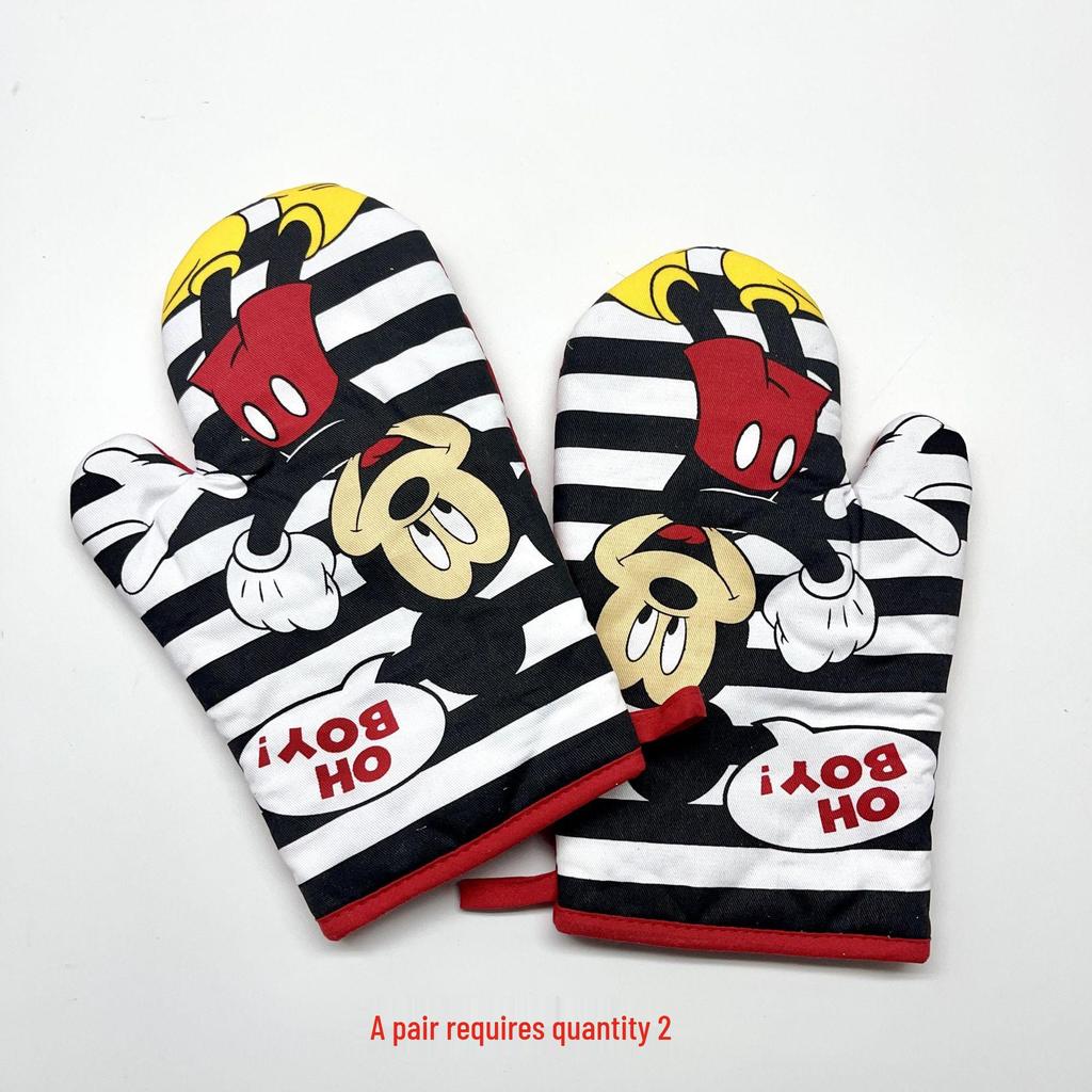 Minnie & Mickey Mouse Cartoon Heat-Resistant Gloves for Kitchen Baking and Microwave Use