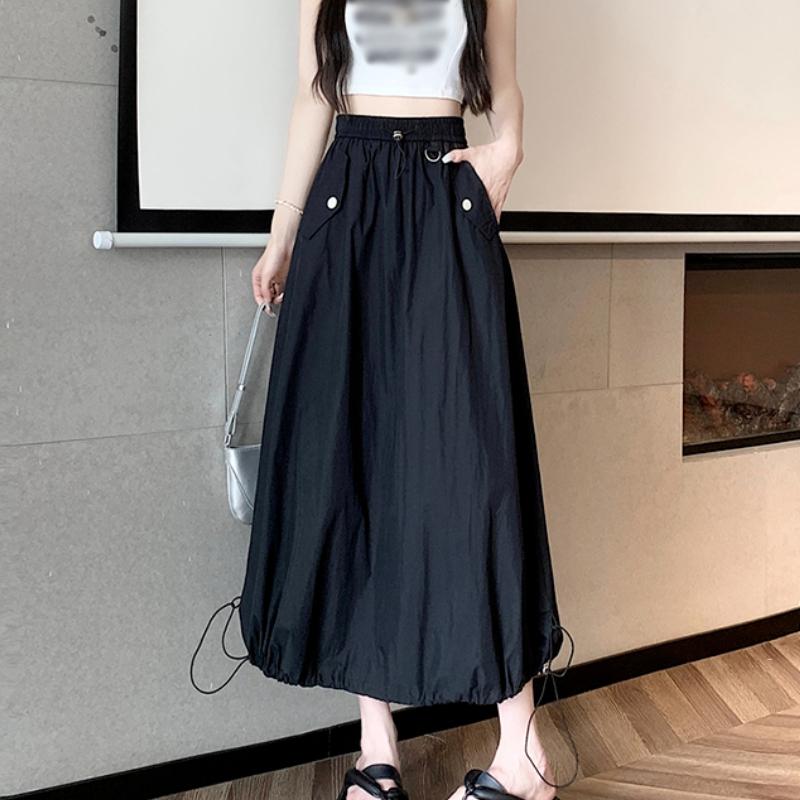 

Летняя женская юбка макси А-силуэта большого размера в американском стиле милитари - Драпирующаяся юбка-зонт на кулиске с вайбами острой Y2K-девушки XL чёрный