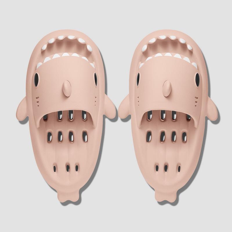 Divat Comwarm üreges cápacsúszdák nőknek Férfiak aranyos rajzfilm otthoni papucsok fürdőpapucsok kültéri szerelmesek strandon vastag alsó papucsok