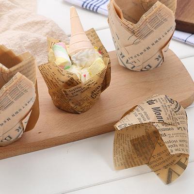50 adet çörek fincanı lale çiçek şekli DIY yağ geçirmez kağıt ısıya dayanıklı Cupcake Liner pişirme asistanı