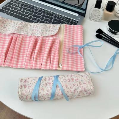 Aesthetic Pink Color Roll-up Pencil Bags for Kids Girl Sweet Floral Print Plaid Makeup Brush Portable Gel Pen Organizer