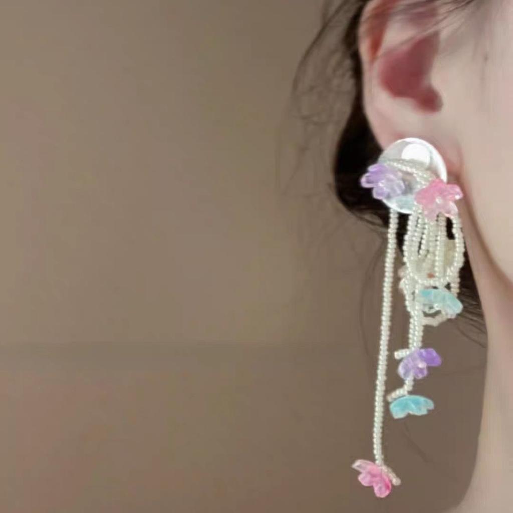 Early spring tones _ colored flower fringed beaded earrings women's seaside vacation wind sweet stud earrings senior feeling earrings