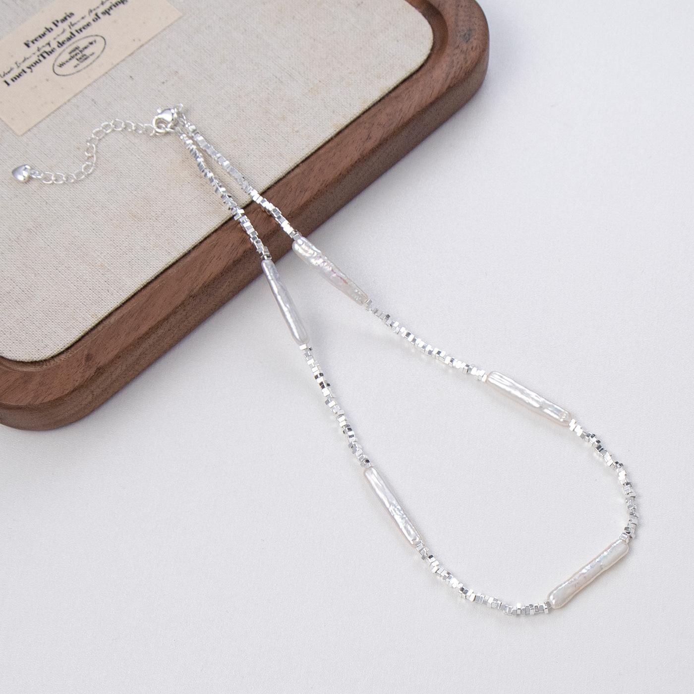 

Baroque Small Silver Bar Shaped Freshwater Pearl Necklace with Simple Temperament, Copper Plated Milky Way, Broken Silver Collarbone Chain