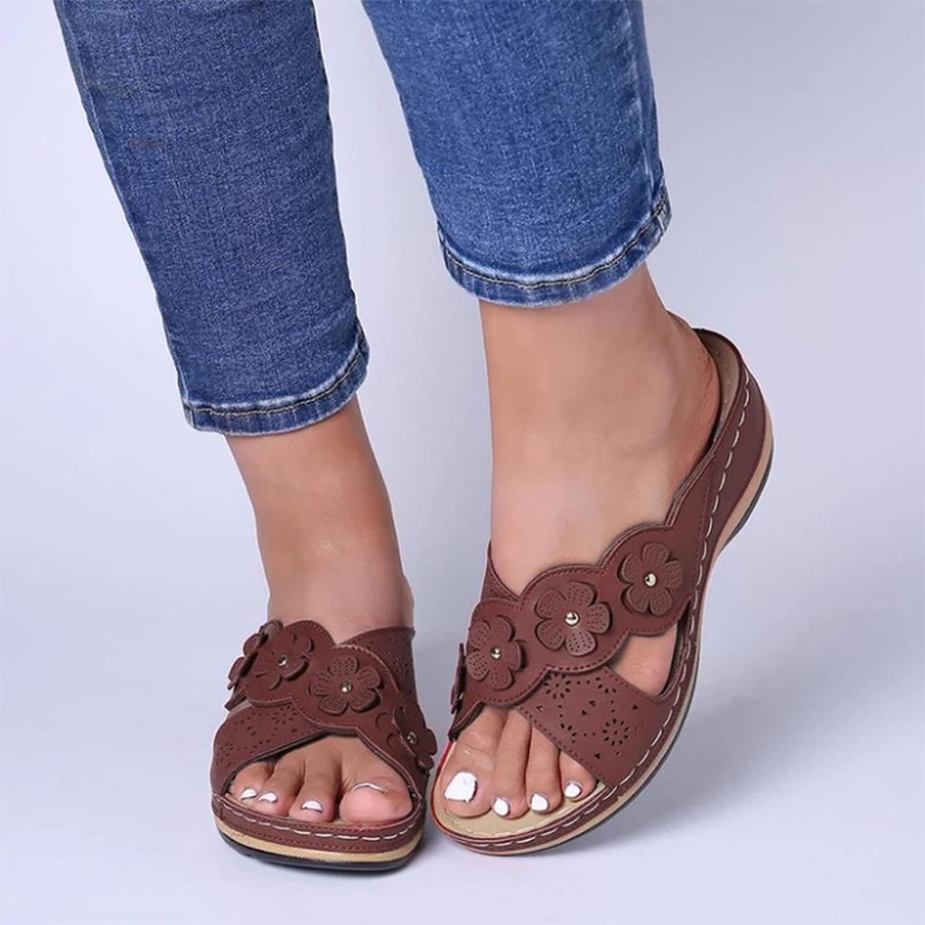 Retro Cross Flower Flat Bottomed Round Toe Casual Beach Women's Sandals