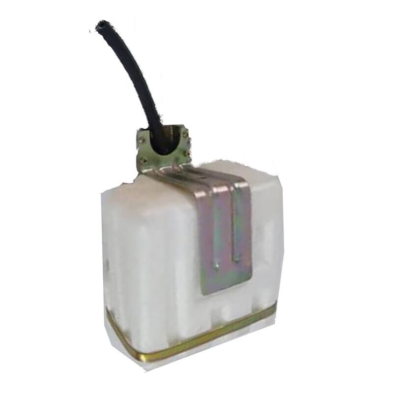 Dongfeng EQ2081E/EQ2082 Auxiliary Expansion Tank 1