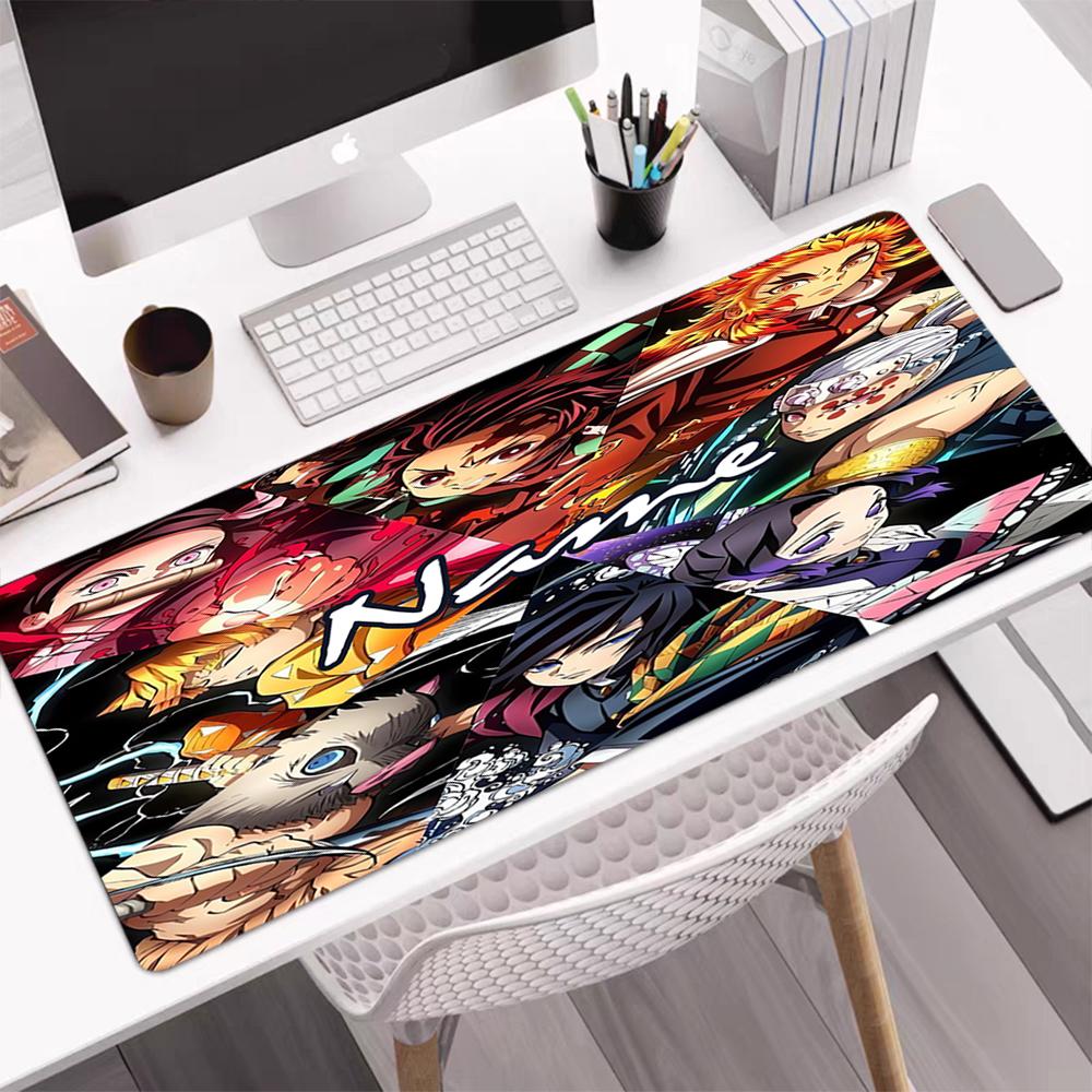 Tappetino Mouse Personalizzato Tema Demon Slayer, Base in Gomma Antiscivolo, Multifunzionale per Ufficio e Casa, Perfetto per la Personalizzazione dello Spazio di Lavoro.