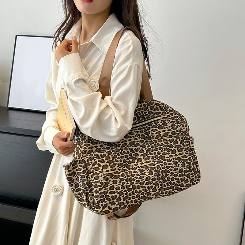 Women's New Shoulder Bag Leopard Print Casual Shopping Bag Large Capacity European and American Fashion Solid Color Tote Bag CLE