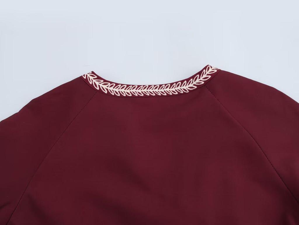 Spring 2025 Women's European & American Style V-neck Printed Long Sleeve Shirt