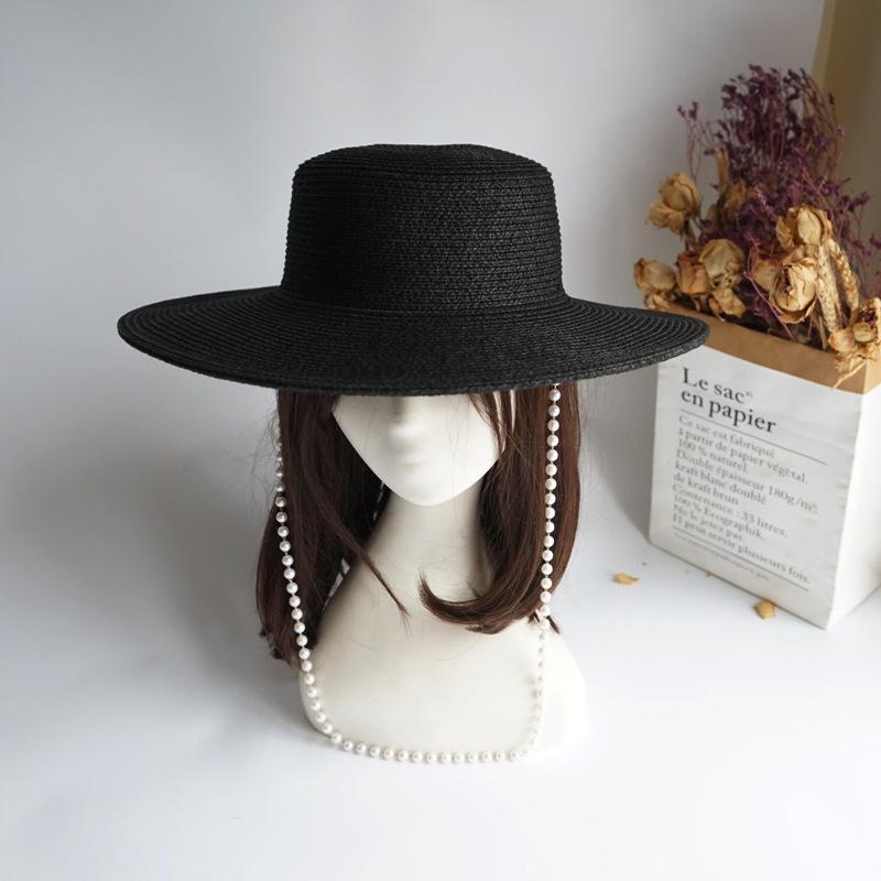 Street Shot Black Pearl Chain Flat Top Top Top Hat Women'S Summer French Retro European And American Wide Brim Sunscreen Straw Hat Foreign Trade Ins