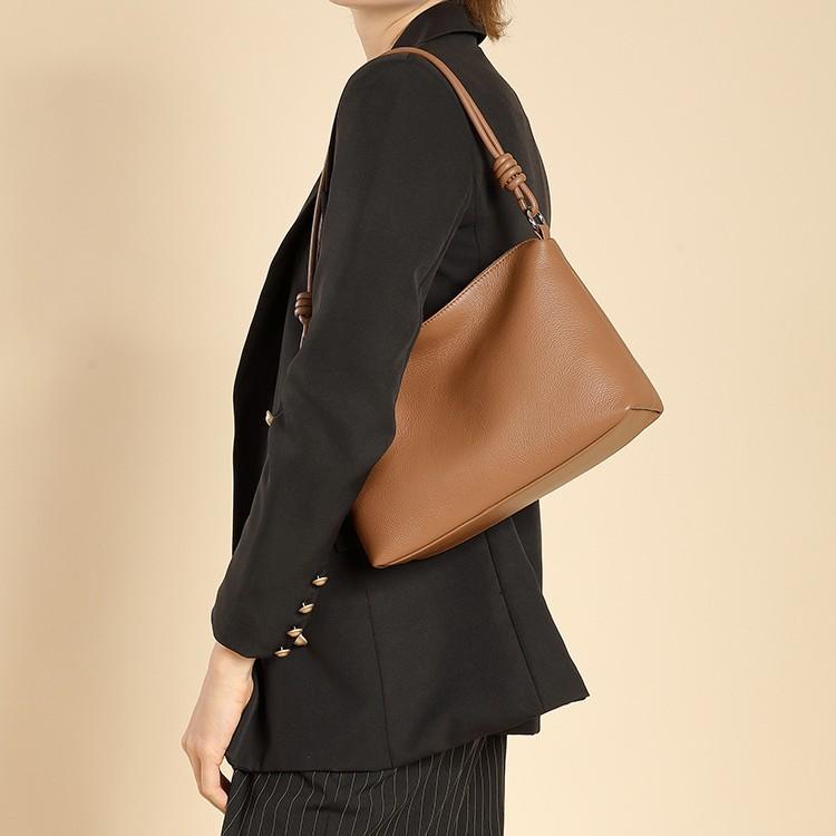 Casual Commuting Women's Bag, Top Layer Cowhide Shoulder Bag, 2025 New Model Underarm Tote Bag, Genuine Leather Trendy Crossbody Bag