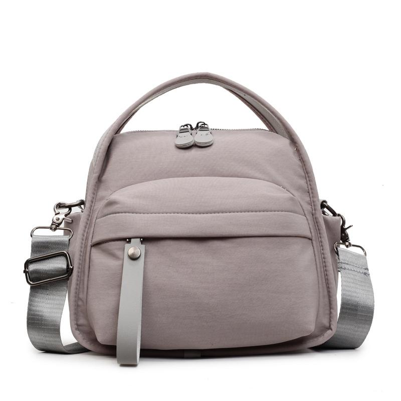 

Студенты колледжа на занятиях простая повседневная наплечная парусиновая сумка женская 2025 лето новая высококлассная сумка-мессенджер маленькая квадратная сумка