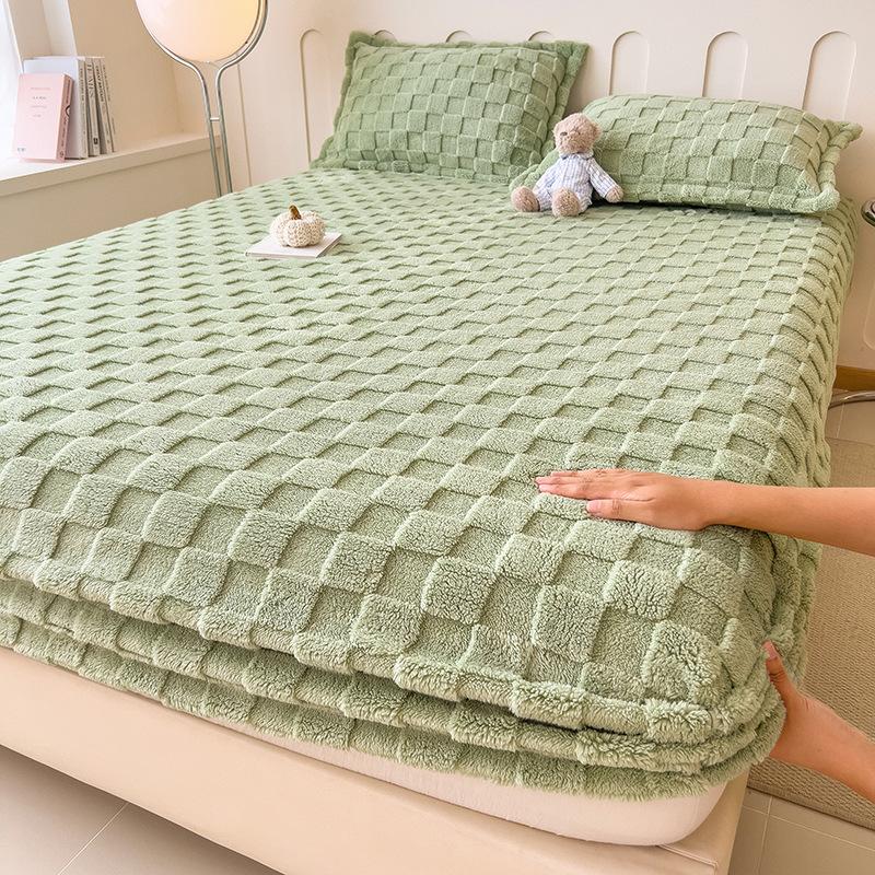 Modern Home Embossed Mattress Protector Bed Sheet Pillowcase Set Antiallergic Thickened Mattress Cover Grid-shaped Bed Cover