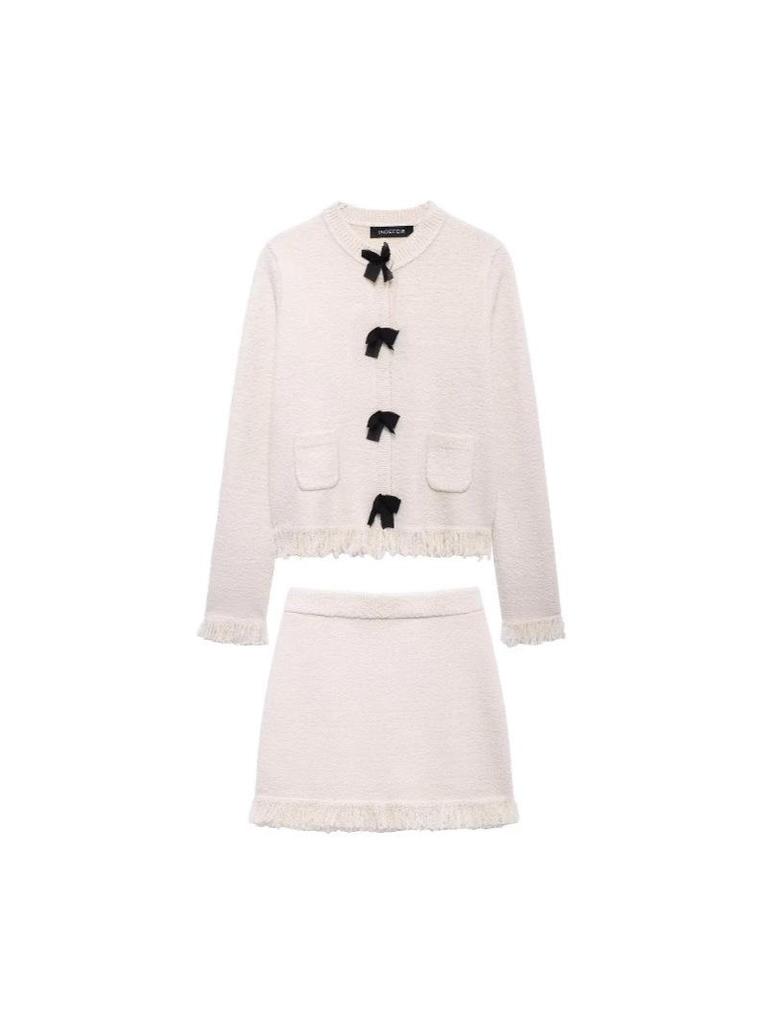 SHEIN Women's Autumn Bow Brooch Knitted Cardigan & Half Skirt Set: European-American Style.
