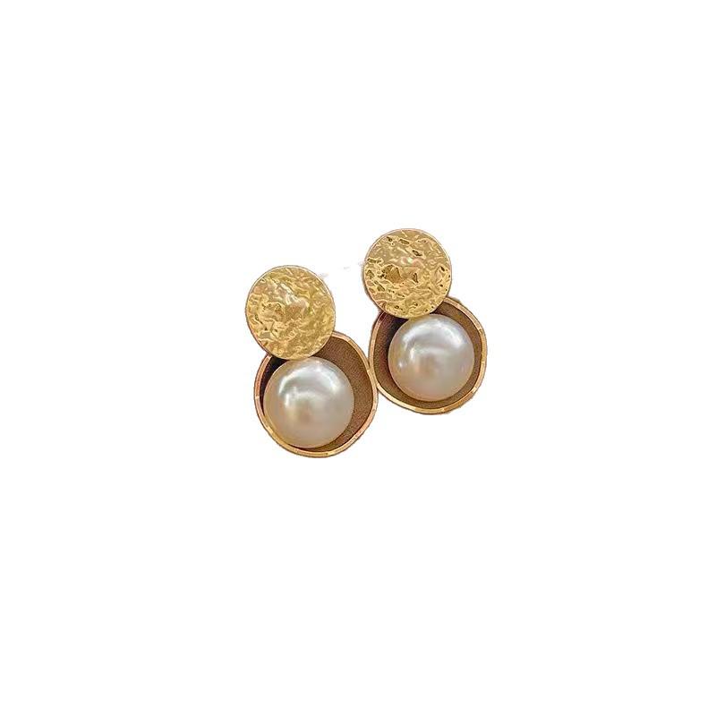 Pendientes de Botón de Perla de Alta Gama - Elegante Diseño de Nicho para Mujer