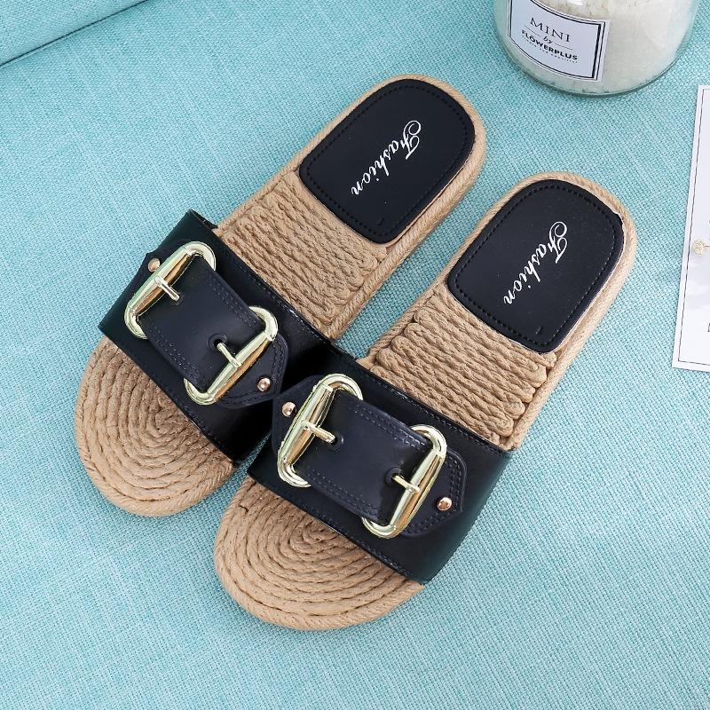 Premium Quality Women Fashion Indoor Outdoor Slippers With Flat Side Buckle Design