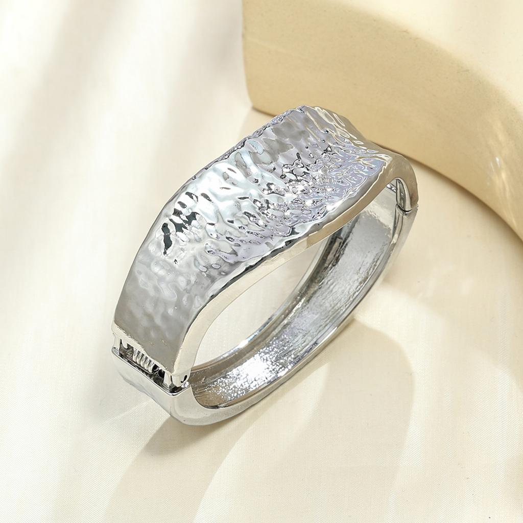 Bracelet INS Minimalist Irregular Wave Jewelry Metal Glossy Bracelet Ladies Jewelry