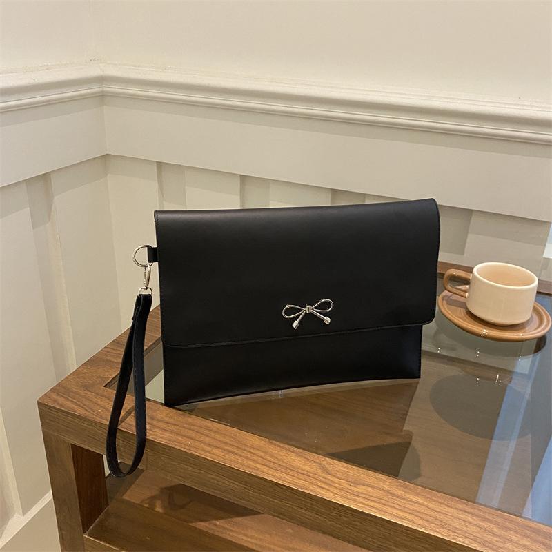 

Женская сумка новая личность мода нишевый дизайн клатч красивая нежная темперамент маленькая квадратная сумка чёрный