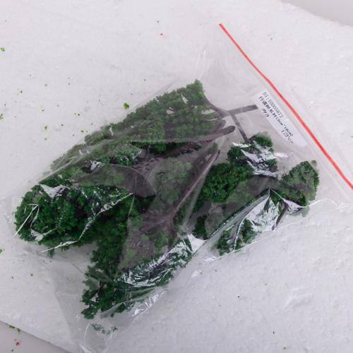 22 piece Train Landscape 6.3 Cm Green Architecture Trees