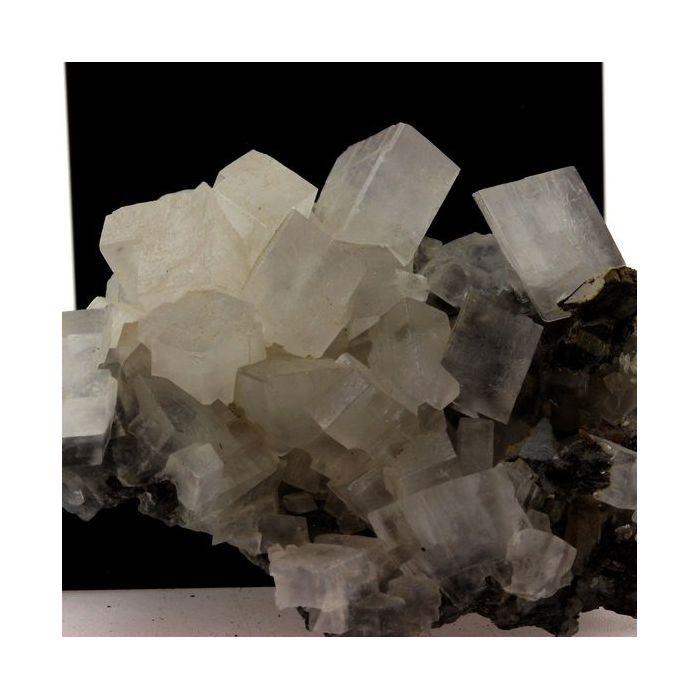 Calcite 283.9 carats