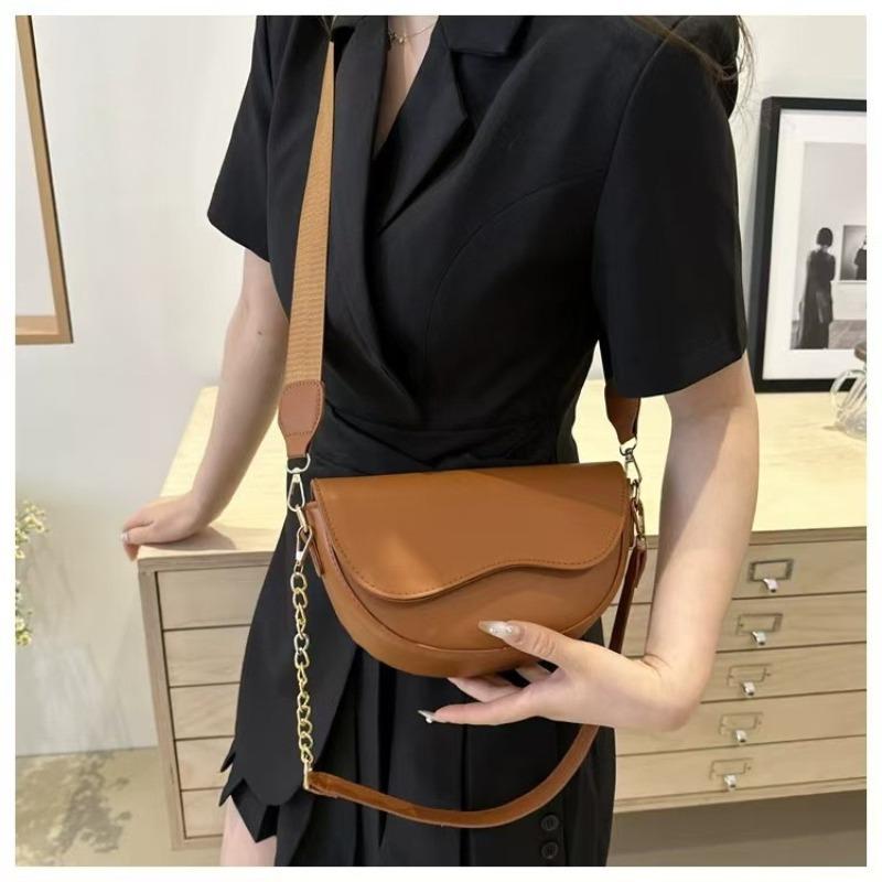

Полукруглая сумка женская весенняя новая сумка-седло на цепочке широкий плечевой ремень сумка через плечо повседневная сумка темно-коричневого
