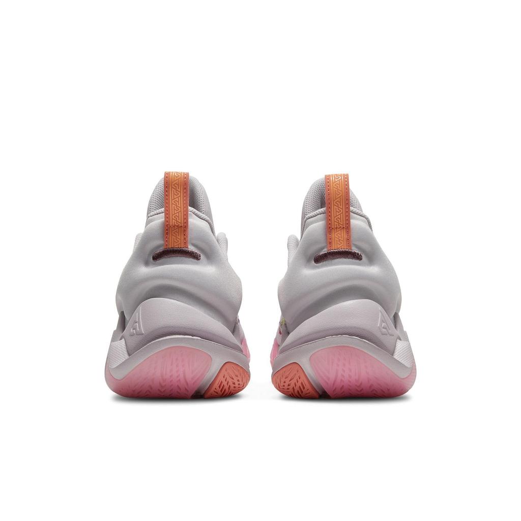 Nike Giannis Immortality EP 'Pole Siłowe' (Dla obu płci) Wenecja / Szkarłatna Rozkosz / Odcień Melona / Jasna Morwa Buty do Koszykówki DH4528 500