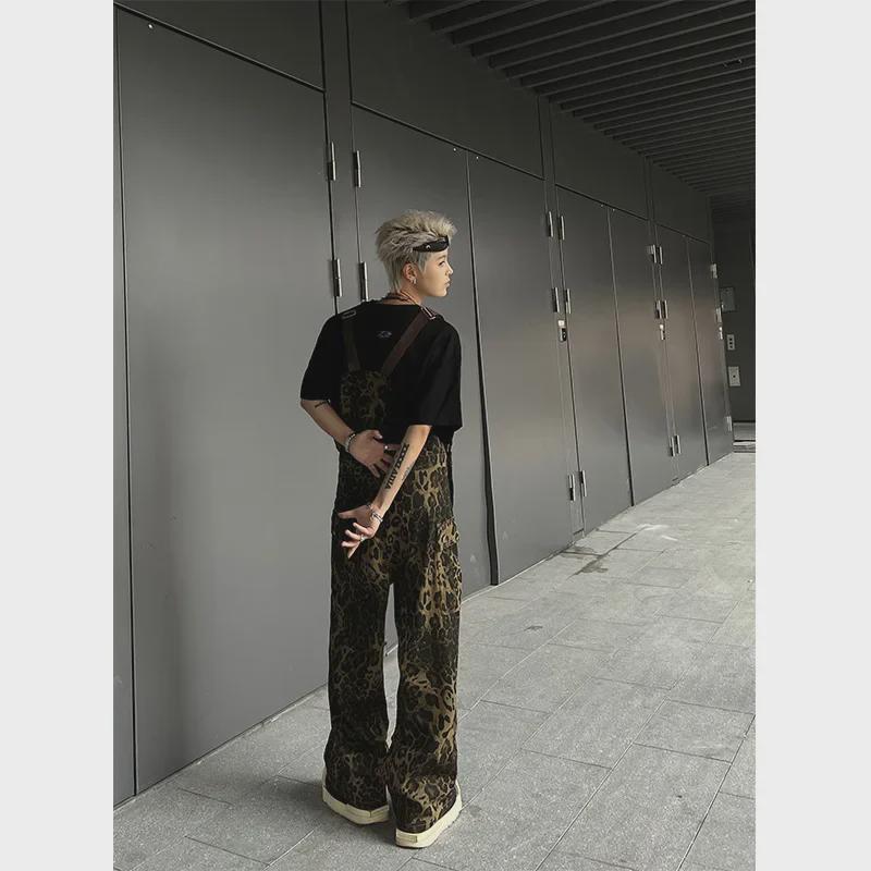 Unisex Retro Leopard Print Denim Overalls - Trendy, Loose-Fit American-Style Jumpsuit