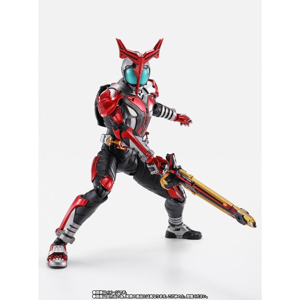 TAMASHII NATIONS S.H.Figuarts Kamen Rider Kabuto Hyper Form 10th Anniversary Ver. 150mm ABS PVC Painted Figure