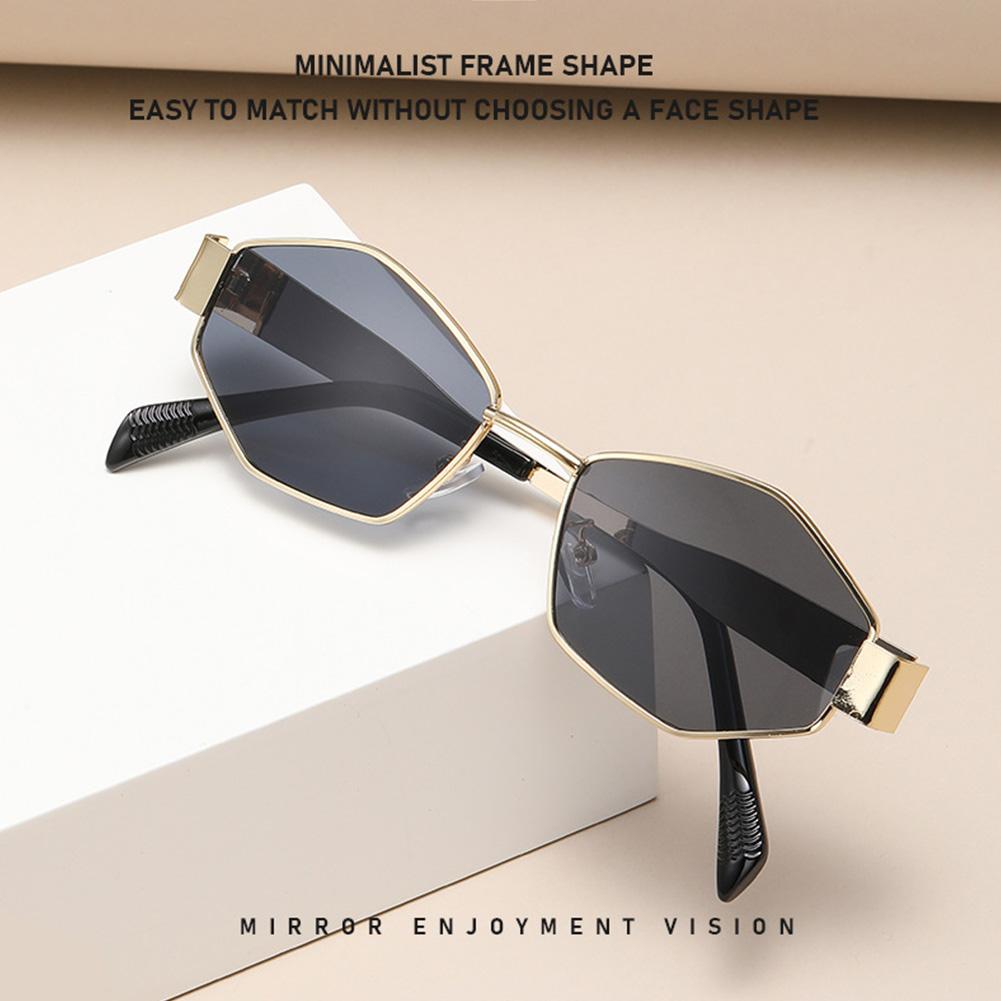 Модные винтажные солнцезащитные очки в форме ромба с полигональной металлической оправой — фото 4