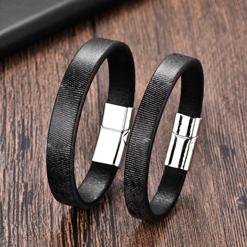 Italian Cowhides Couple Bracelet Handmade Distressed Leather Cuff Unisex Jewelry Accessory For Everyday Stylish Looks