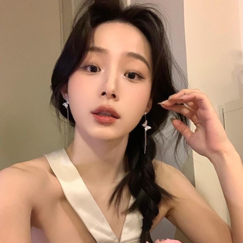 Exquisite S925 Silver Butterfly Tassel Earrings with Full Diamonds - High-End Niche Style Worn by Internet Celebrities