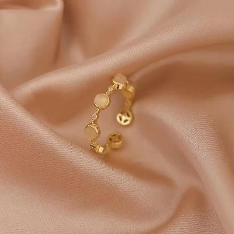 New Korean Exquisite Crystal Flower Fashion Temperament Sweet Versatile Love Opening Female Custom Jewelry