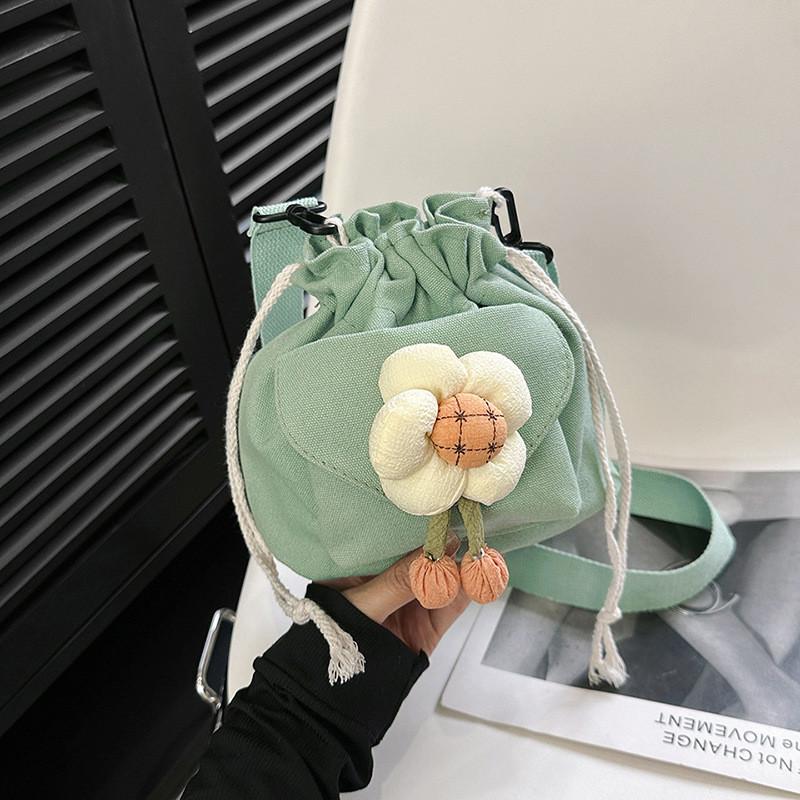 Chic Canvas Flower Bucket Bag Ideal For Summer Fashion Versatile Shoulder Bag For Everyday Use