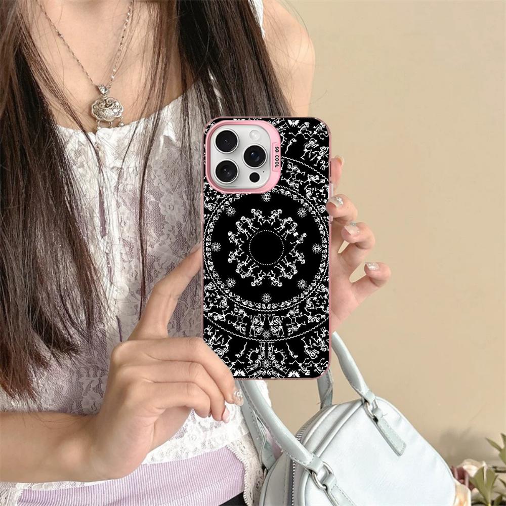 Mandala Flower Totem Phone Case For iPhone 16 15 14 13 12 11 Pro Max X XR XSMAX 8 7 Plus Matte Shockproof Back Cover