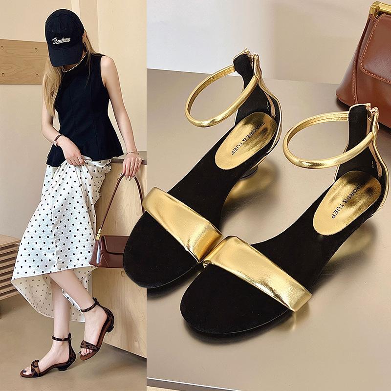 Retro Korean version simple design fashion Internet celebrity sandals women open-toed temperament foreign style comfortable low-heeled zipper Roman s