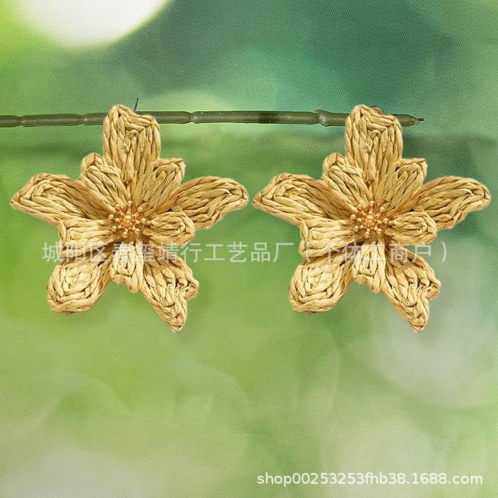 Lafite flower earrings, sweet fashion woven earrings, high-end niche bohemian earrings.