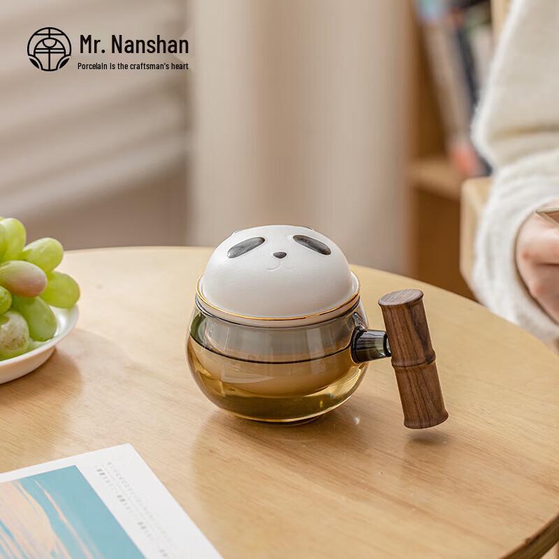 

Zen Style Ceramic Tea Cup with Glass Infuser