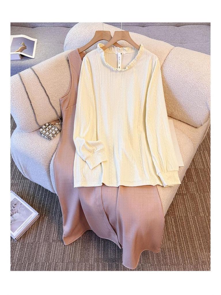 Plus Size Korean Style Apricot Knitwear & Pink Straight Tube Vest Dress Set for Women (130-350 Lb)