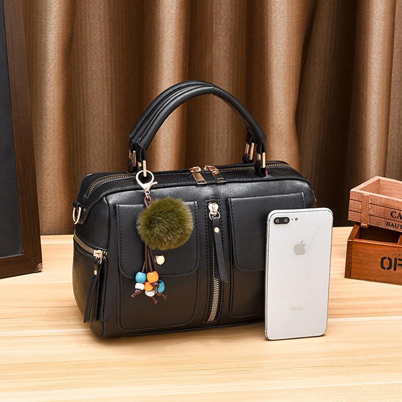 2023 New Fashion Large Pu Leather Pillow Bag Shoulder Bag European And American Trendy Handbag