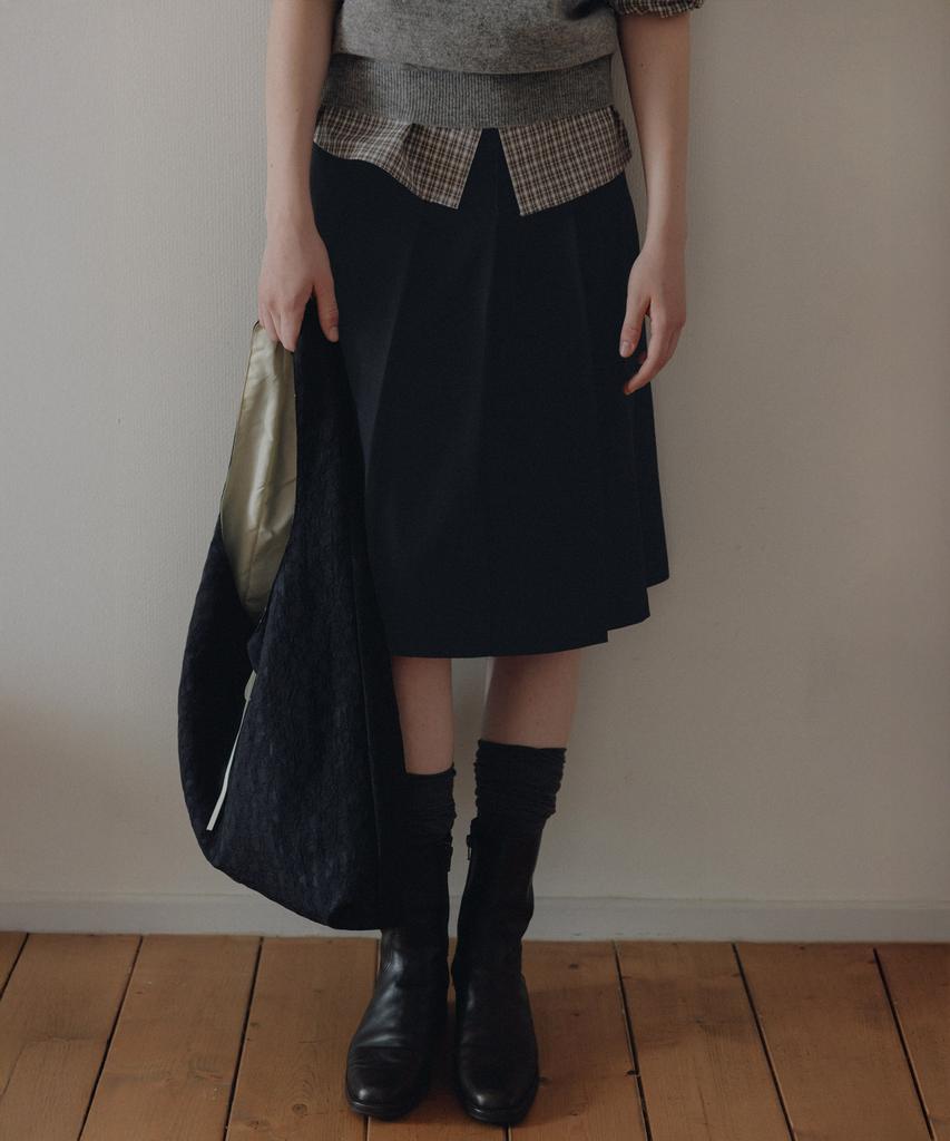 Annies Kay Wool Pleats Midi Skirt (Black)
