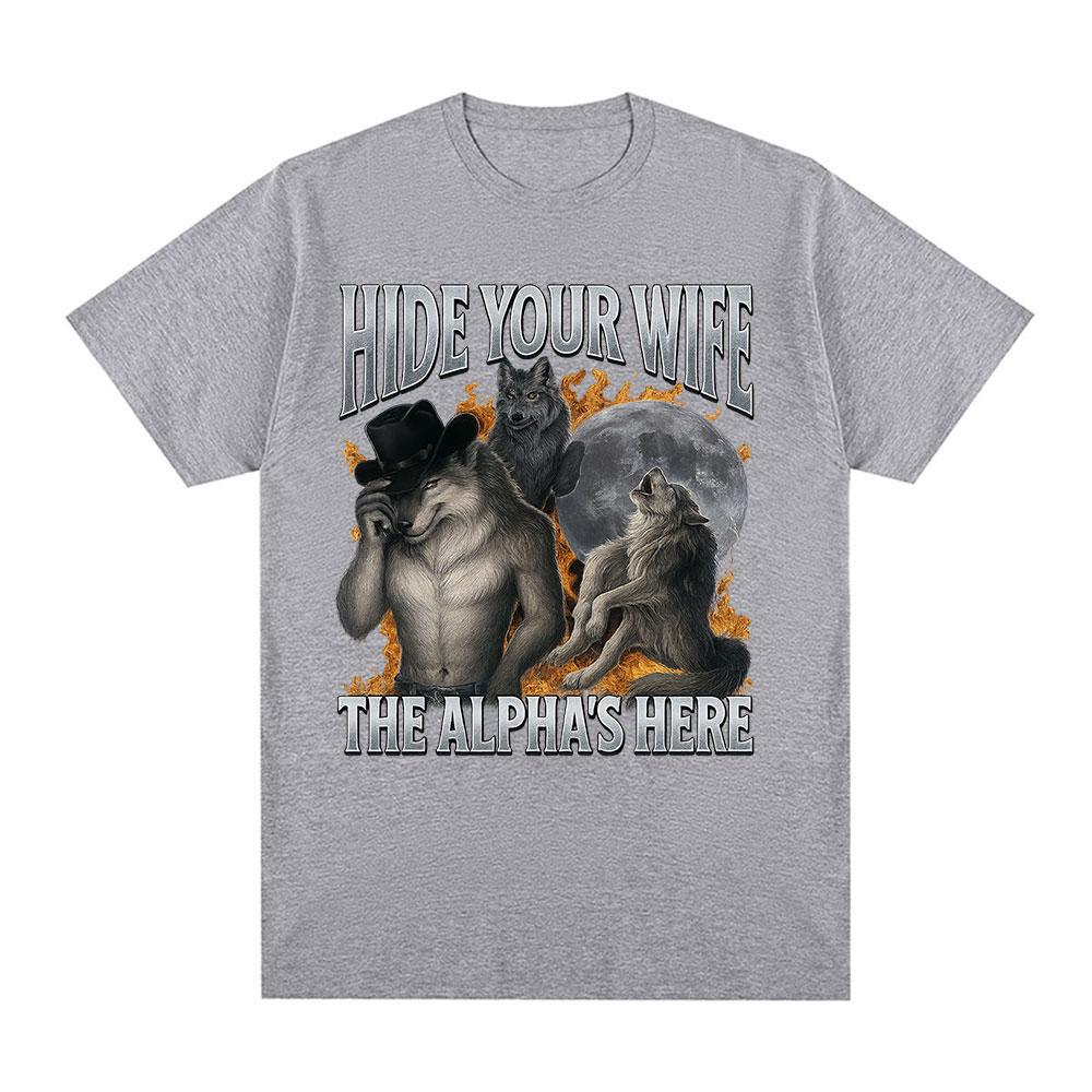 Hide Your Wife Alpha Here. Fun Werewolf Emoji Graphic T-shirt for Men. Fashionable Hip-hop Casual Cotton Short-sleeved