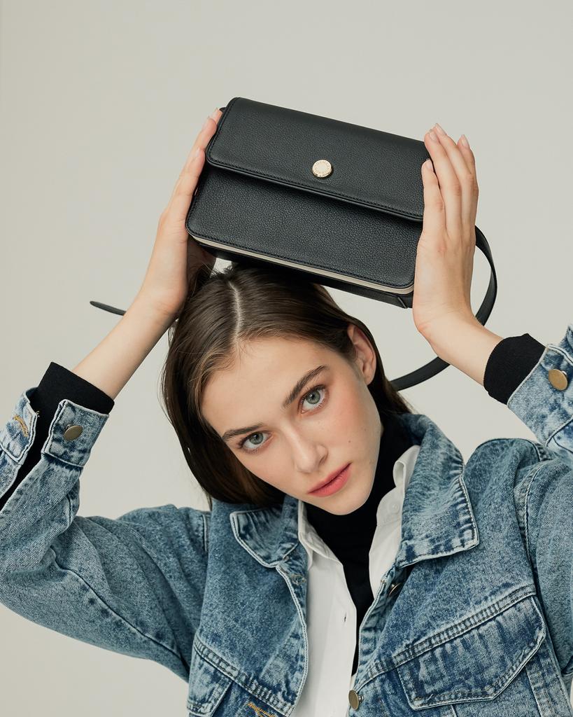Kenneth Young Mimi Bag _ Ivory / Black Combi