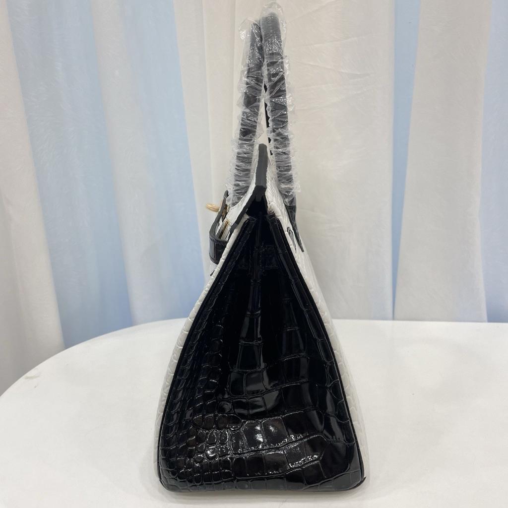 2025 Explosive Color Matching American Crocodile Pattern Platinum 25/30. Full-pair Version Strapless High-end Fashion Portable Women's Bag