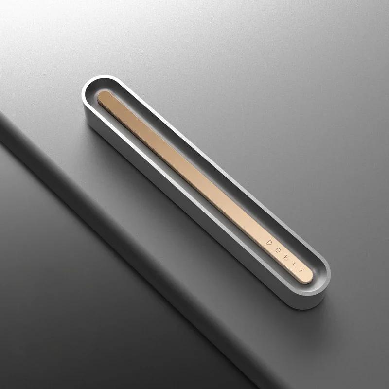 Car Air Freshener Alloy Solid Wood Long Lasting Fragrance Aromatherapy Air Outlet Diffuser Car Interior Accessories