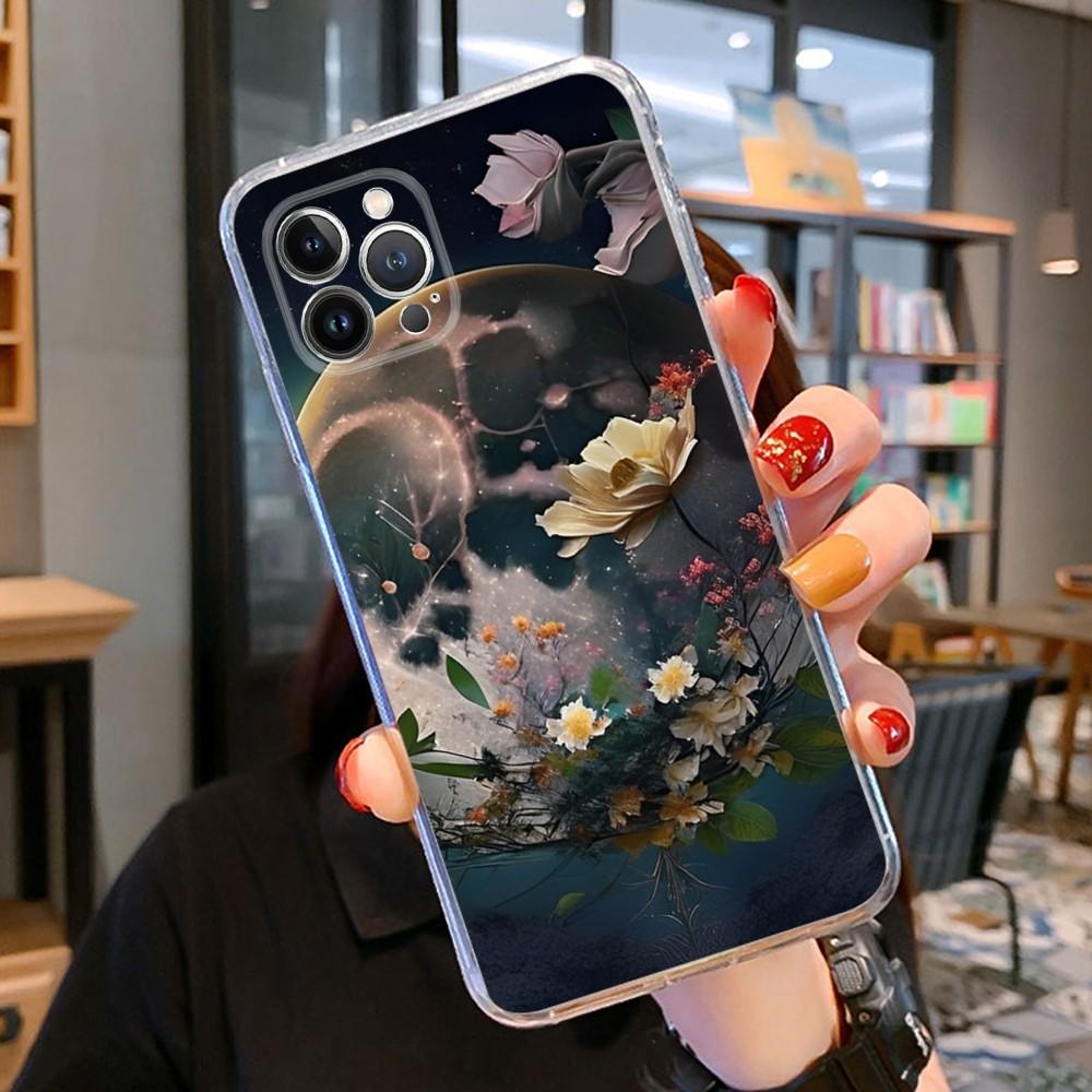 Luxury Moon Phone Case For iPhone 14 11 12 13 Mini Pro XS Max Cover 6 7 8 Plus X XR SE 2020 Funda Shell