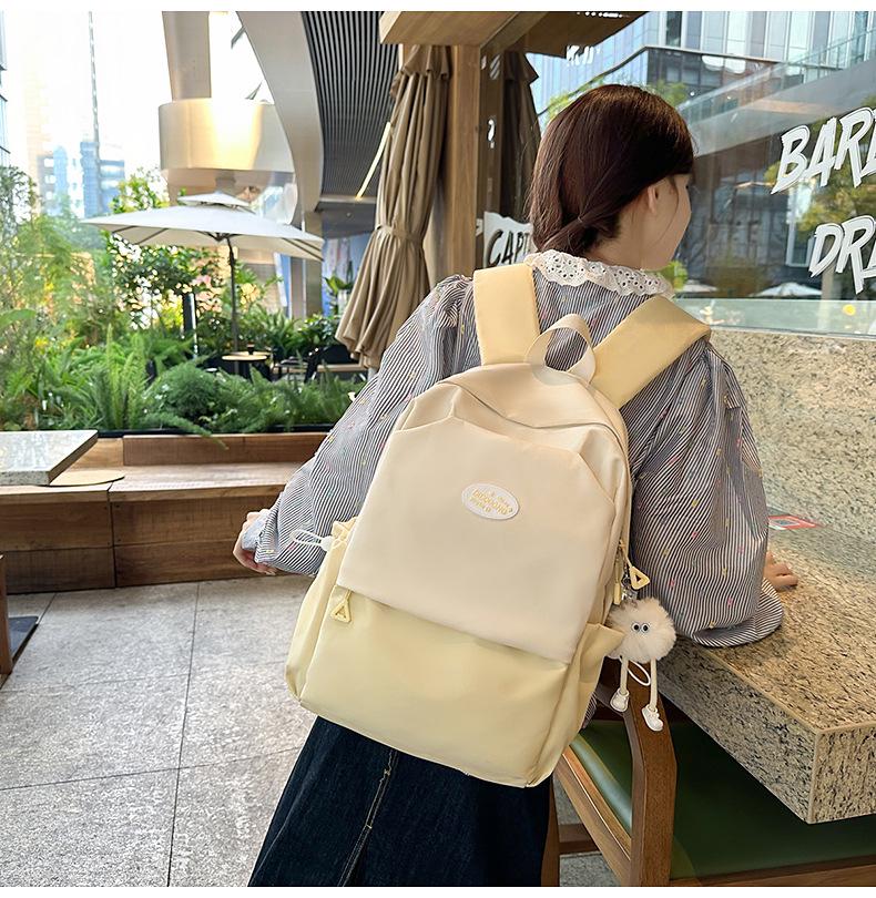 2025 Trendiger Colorblock-Rucksack – Niedlich und stilvoll für Junior High School Mädchen