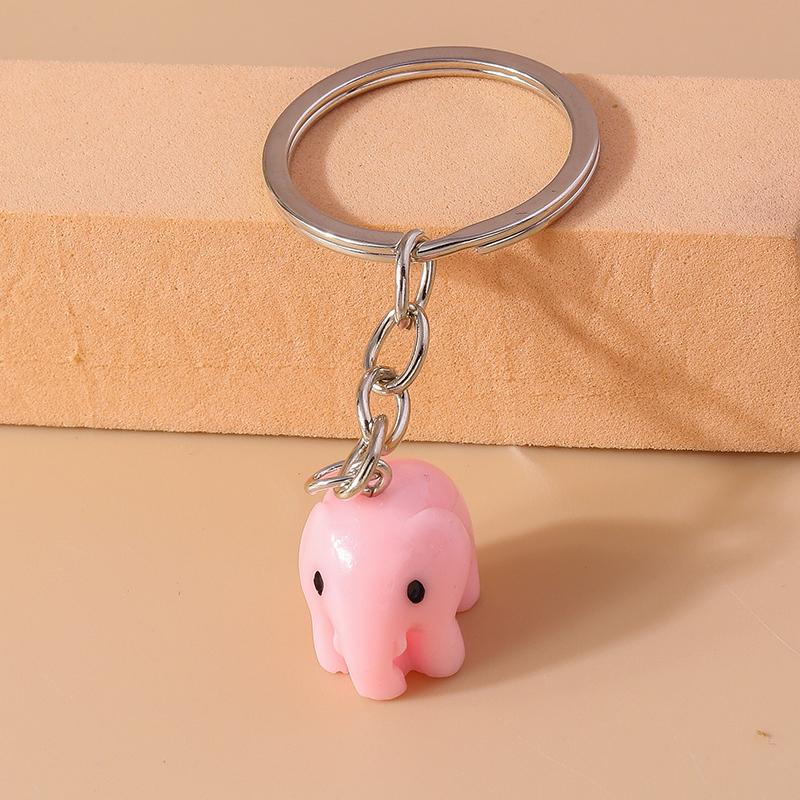 Cute Resin Cartoon 3D Elephant Keychain Animal Keyrings Pendants for Car Key Holder Handbag Decor Jewelry Gifts
