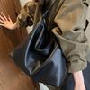 Korean version of foreign style texture bag women's 2025 new large-capacity casual shoulder messenger bag fashionable solid color tote bag