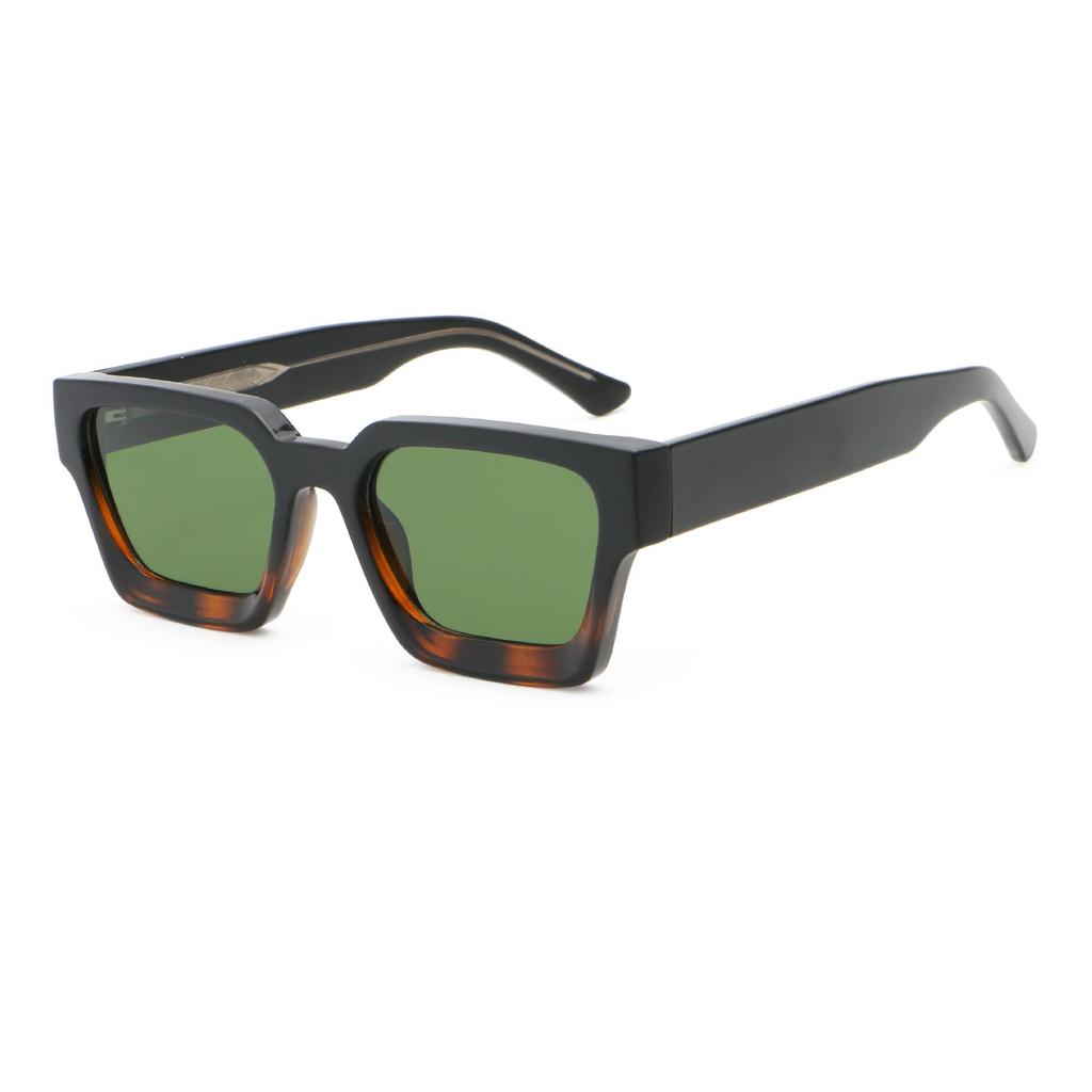 Women's High-End Retro Square Frame Sunglasses 8837 - Stylish Sun Protection for Driving