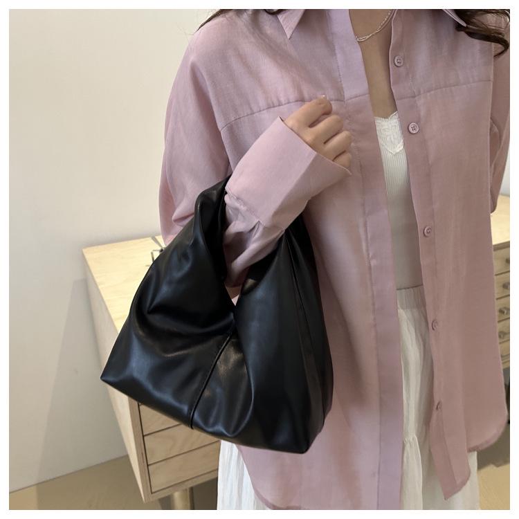 2024 Trendy Pleated Cloud Bag - Large Capacity Casual Handheld or Shoulder Bag