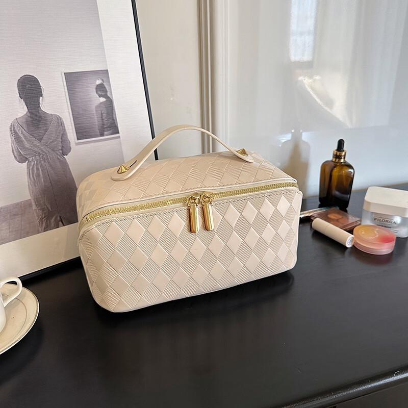 OEING Portable Large Capacity Travel Cosmetic Bag